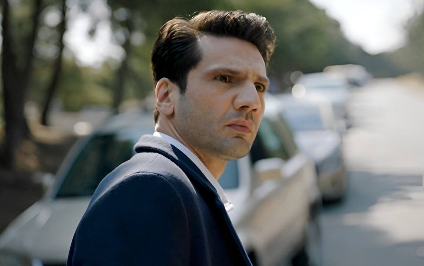 Ilgaz scopre che Çinar ha ucciso Zafer, il piano di Metin crolla, Segreti di famiglia - capitolo 27